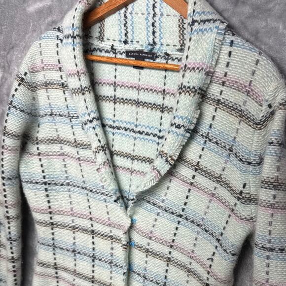 Banana Republic Soft Cozy Angora Wool Blue Pink Plaid Blazer SweaterWomen Medium - Picture 3 of 8